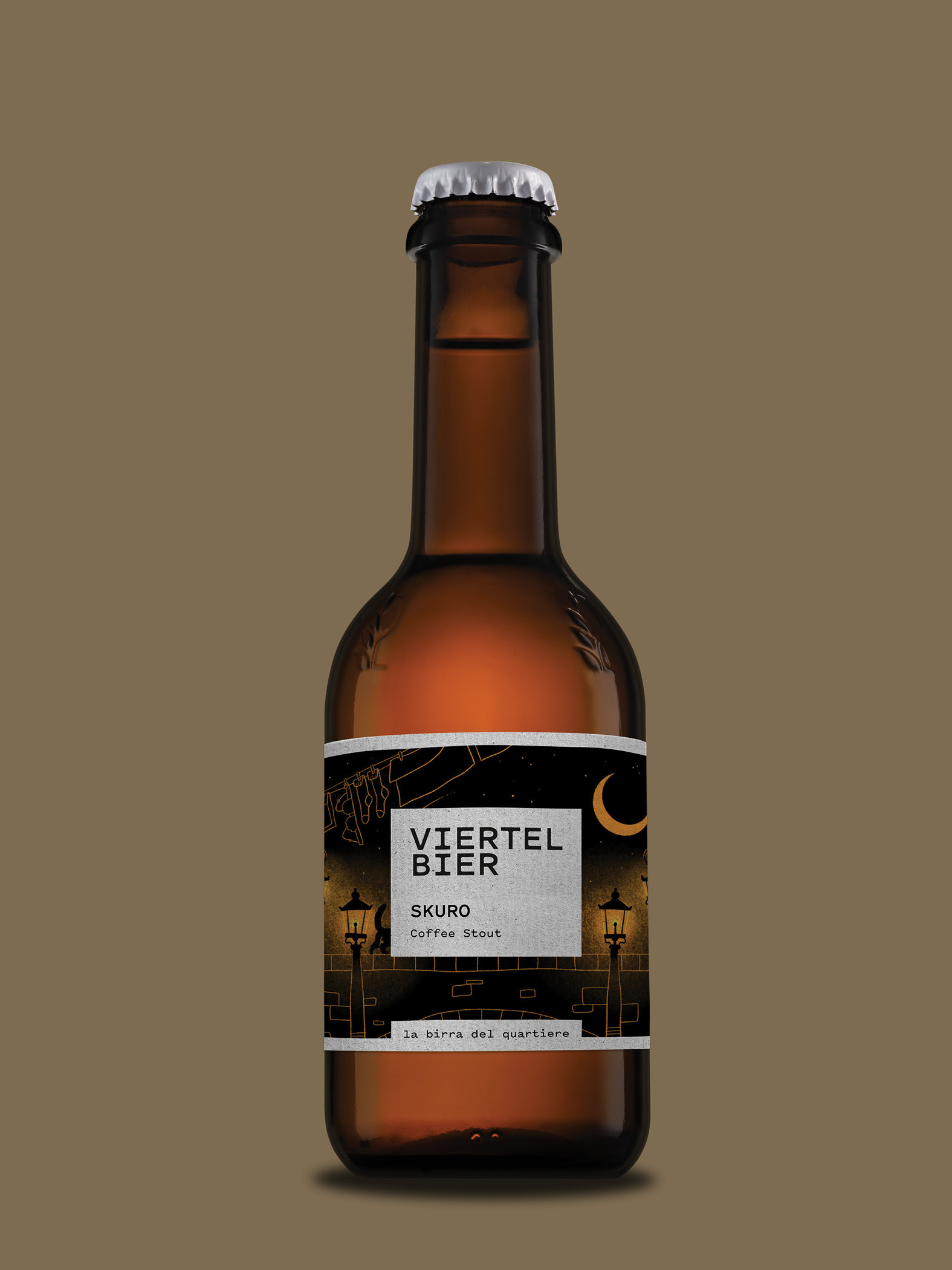 Braune Bierflasche mit Etikett 'Viertel Bier Skuro Coffee Stout'.