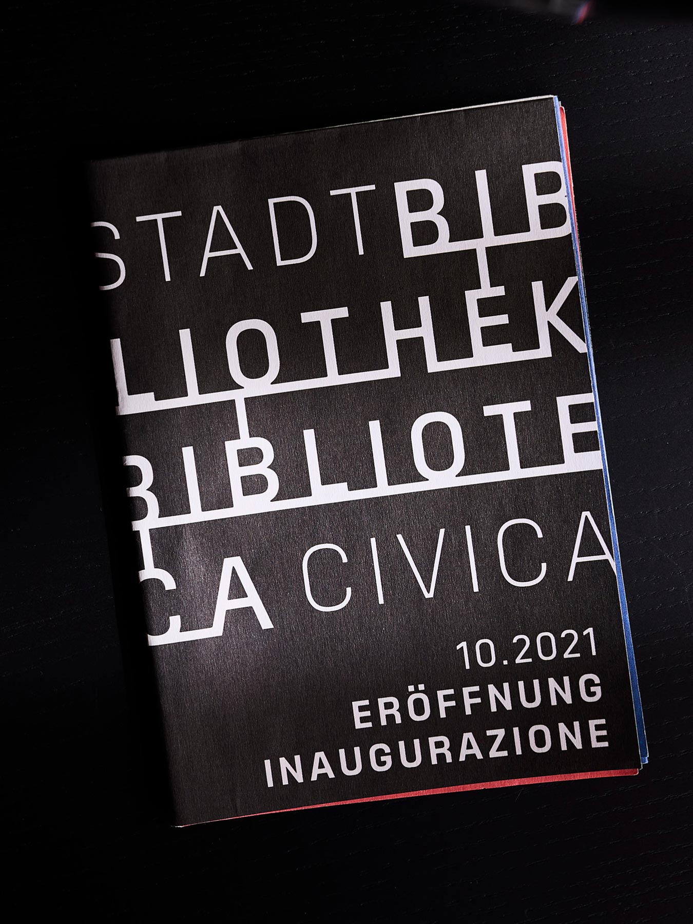 Broschüre Stadtbibliothek Brixen, Eröffnung 10.2021